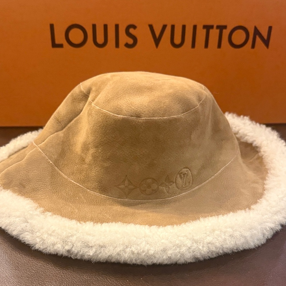 Louis Vuitton Tan Suede Bucket Hat with Cream Shearling Trim